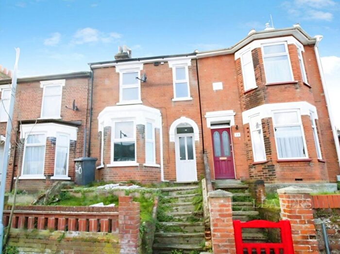 2 Bedroom Terraced House To Rent In Rectory Road, IP2