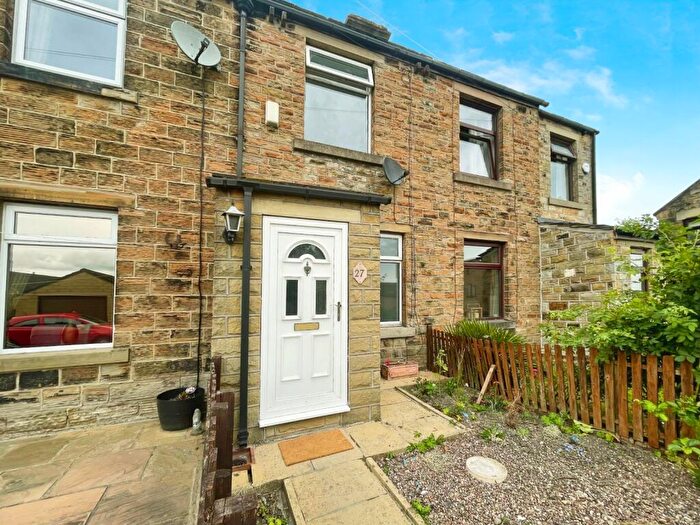 2 Bedroom Terraced House To Rent In Gib Lane, Skelmanthorpe, Huddersfield, West Yorkshire, HD8