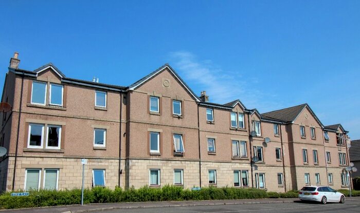 1 Bedroom Flat To Rent In Kerse Place, Falkirk, FK1