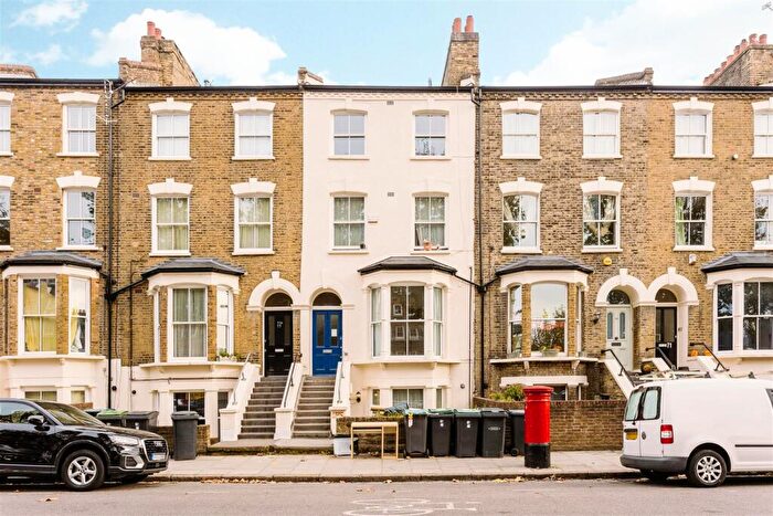 Studio To Rent In Woodstock Road, Finsbury Park, N4