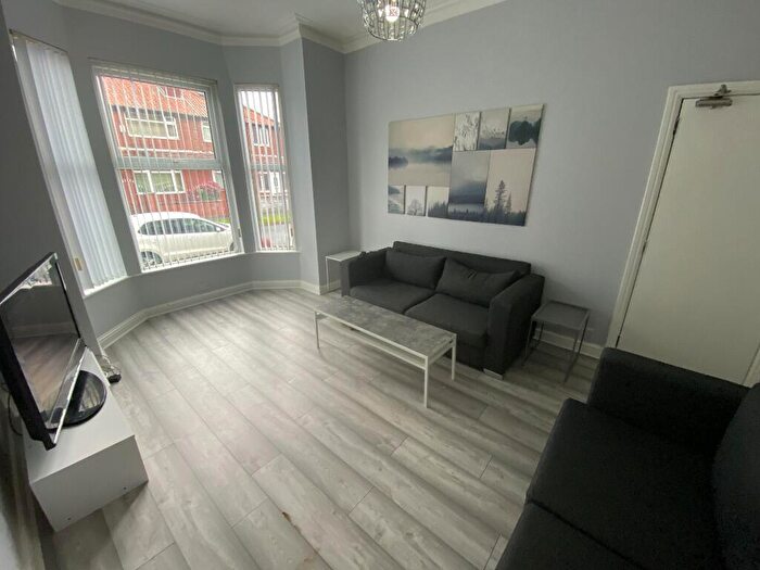 8 Bedroom Detached House To Rent In Longford Place, Victoria Park, Manchester, M14