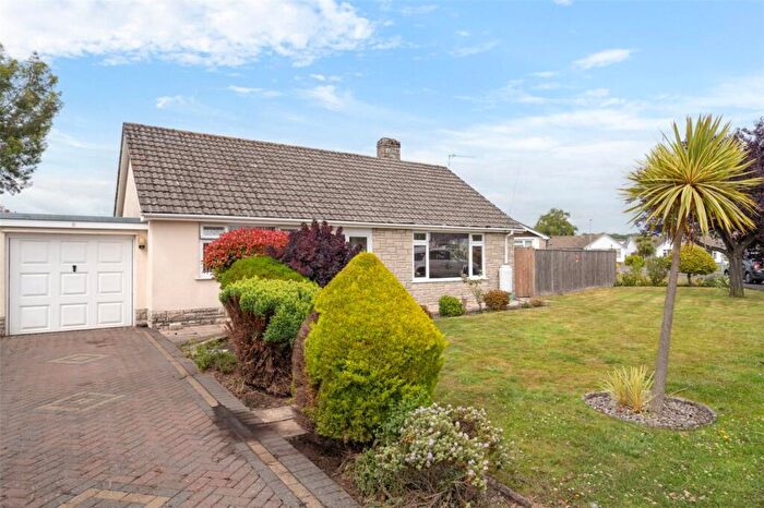 3 Bedroom Bungalow For Sale In Hounds Way, Colehill, Wimborne, Dorset, BH21