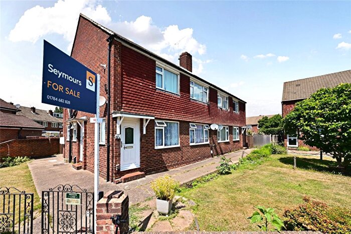 2 Bedroom Maisonette For Sale In Ashford, Surrey, TW15