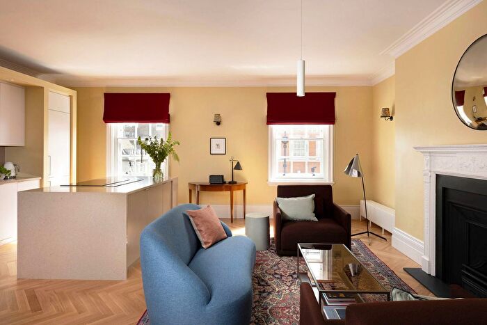 1 Bedroom Flat To Rent In Harley Street, London, W1G