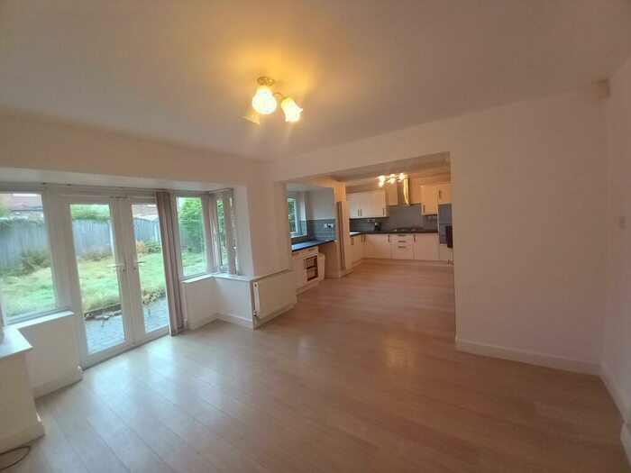 3 Bedroom House To Rent In Hazelwood Road, Sutton Coldfield, B74