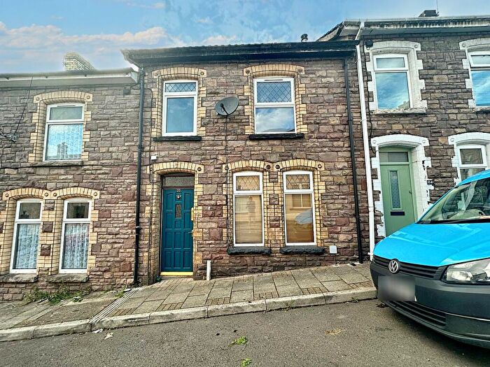 3 Bedroom Terraced House To Rent In Hill Street, Risca, NP11