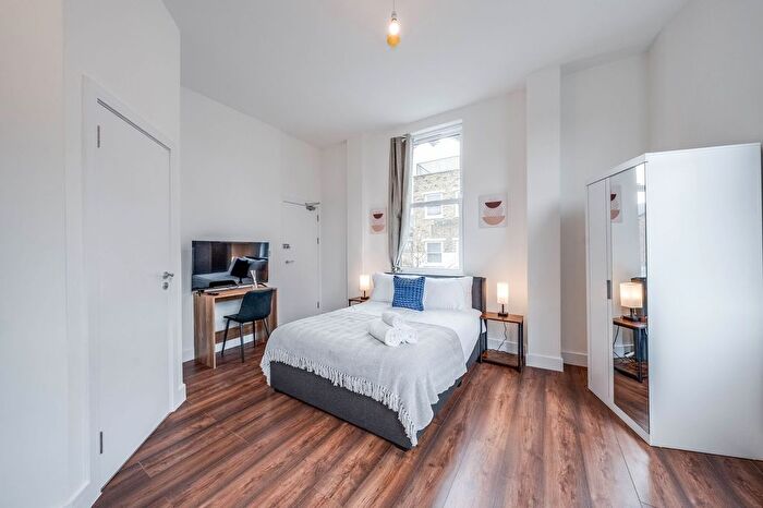 1 Bedroom Studio To Rent In A Denmark Hill, London, SE5