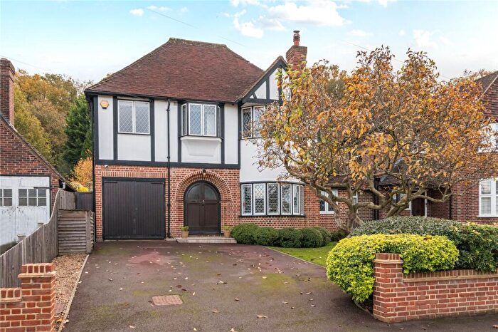 4 Bedroom Detached House For Sale In Manor Road South, Esher, KT10