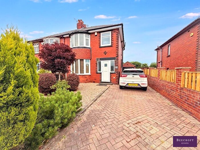 3 Bedroom Semi-Detached House For Sale In Tempest Avenue, Darfield, S73