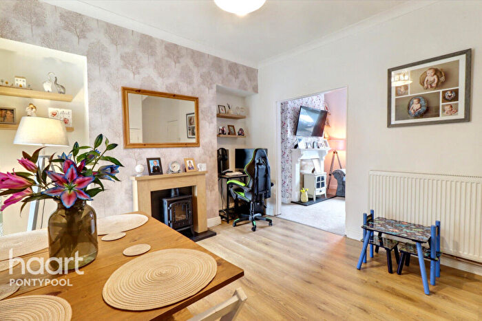 3 Bedroom Terraced House For Sale In Commercial Street, Pontypool, NP4