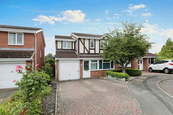 4 Bedroom Detached House To Rent In Rosette Close, Duston, Northampton, NN5