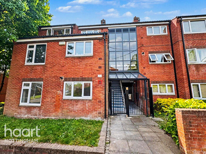 3 Bedroom Flat To Rent In Dryden Street, Nottingham, NG1