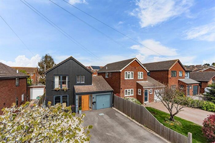 4 Bedroom Detached House For Sale In Hazlemere Road, Seasalter, Whitstable, CT5