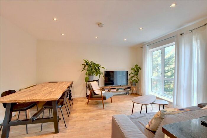 2 Bedroom Flat To Rent In Greenwich Church Street, Greenwich, London, SE10