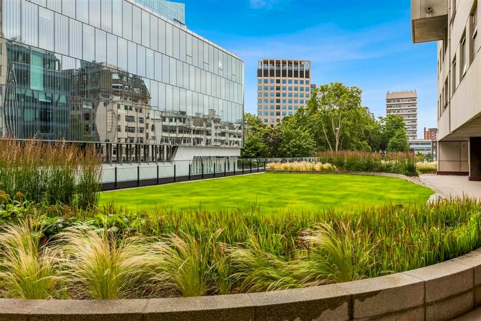 1 Bedroom Flat To Rent In Rennie Court, Upper Ground, South Bank, London, SE1