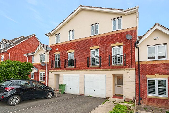 3 Bedroom Town House To Rent In Slessor Road, Foxwood, York, YO24