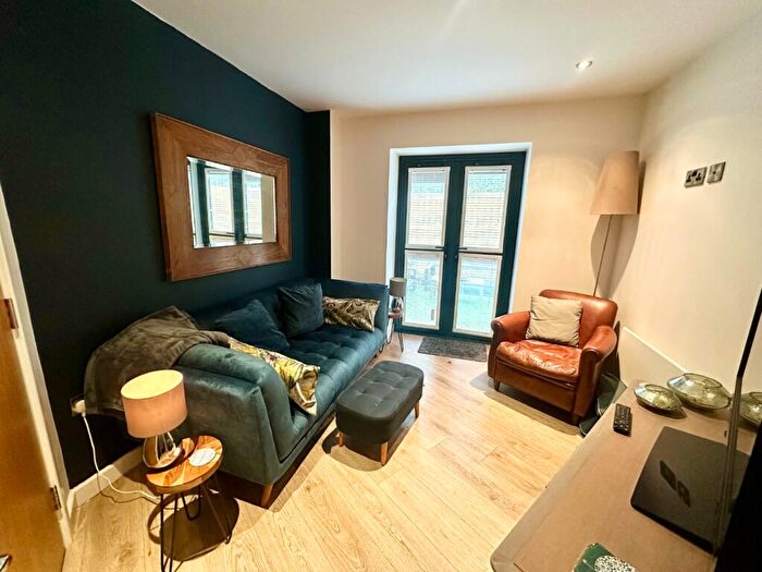 3 Bedroom Apartment To Rent In Christonian Court, West Bridgford, Nottingham, NG2