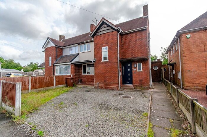 3 Bedroom Semi-Detached House For Sale In Park Road, Norton Canes, Cannock, WS11