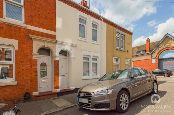 3 Bedroom Terraced House To Rent In Newcombe Road, Northampton, Northamptonshire, NN5