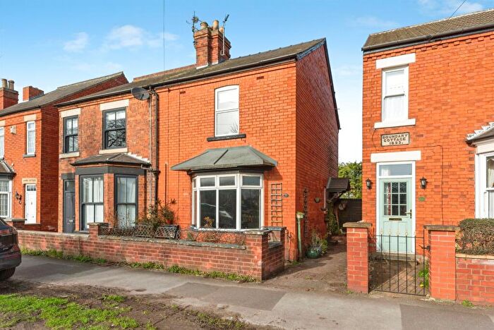 2 Bedroom Semi Detached House For Sale In Boundary Road, Newark, NG24