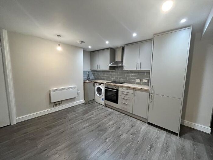 1 Bedroom Flat To Rent In Albion Place, Maidstone, Kent, ME14