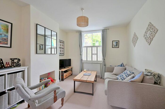 2 Bedroom Terraced House To Rent In Lifford Street, Putney, London, SW15