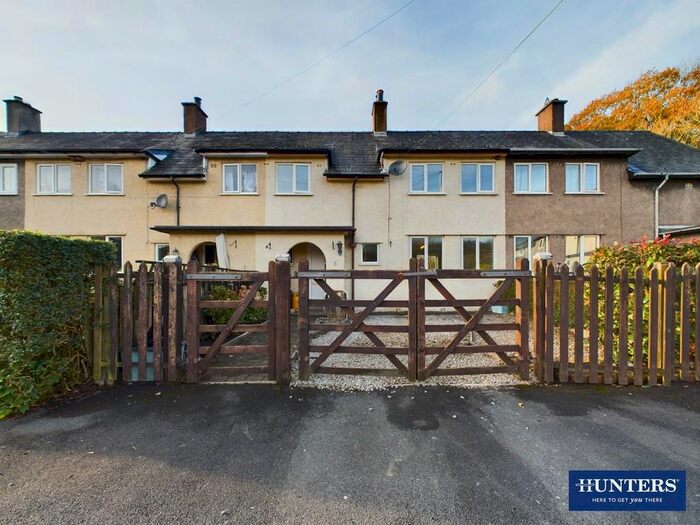 3 Bedroom Property For Sale In Dodding Holme, Mealbank, Kendal, LA8