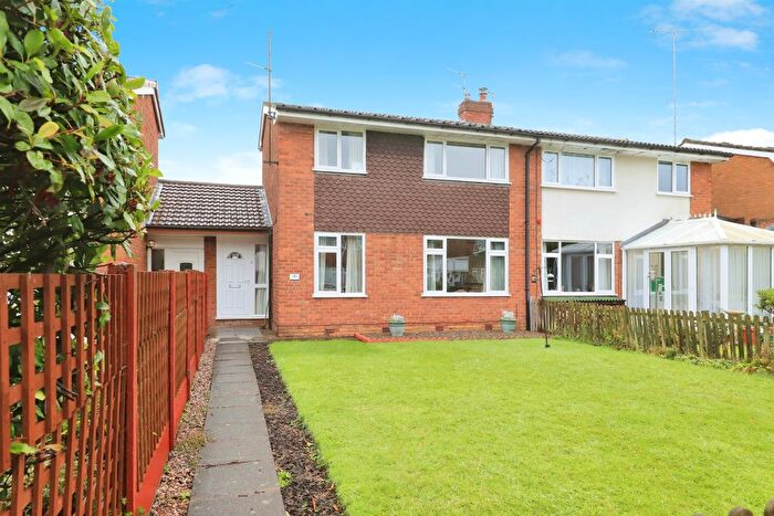 3 Bedroom Terraced House For Sale In The Grove, Stourport-On-Severn, DY13