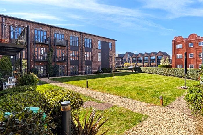 1 Bedroom Apartment To Rent In Woking, Surrey, GU22