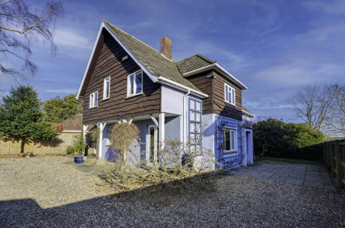 4 Bedroom Detached House For Sale In Cordys Lane, Felixstowe, IP11