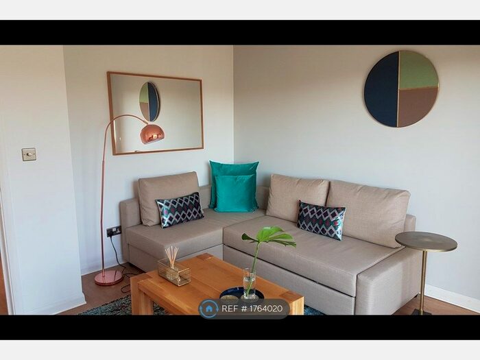 1 Bedroom Flat To Rent In Sinclair Road, London, W14