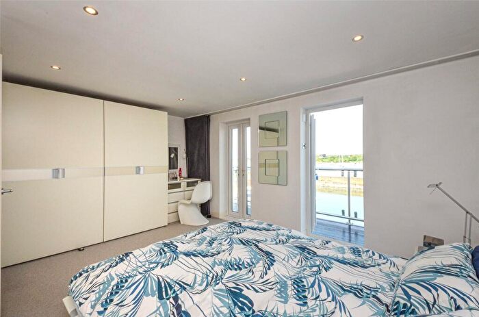 3 Bedroom Terraced House For Sale In Hen Gei Llechi, Y Felinheli, Gwynedd, LL56