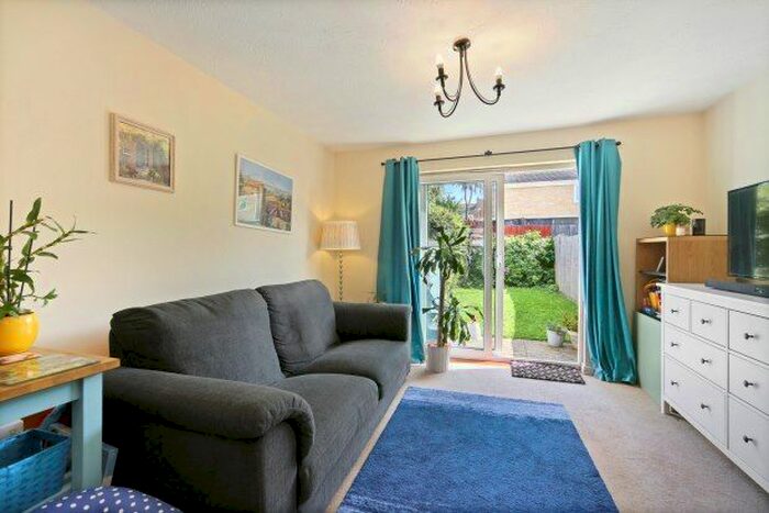 2 Bedroom Property To Rent In Shire Place, Wandsworth, SW18