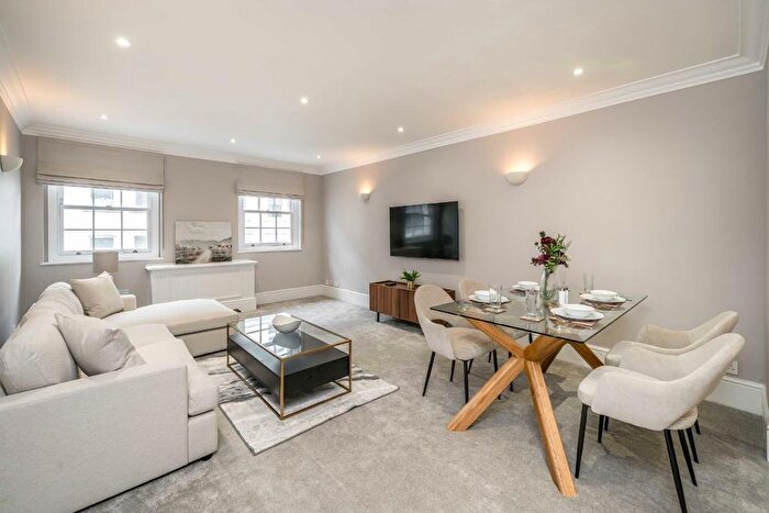 2 Bedroom Flat To Rent In Dover Street, Mayfair, W1S