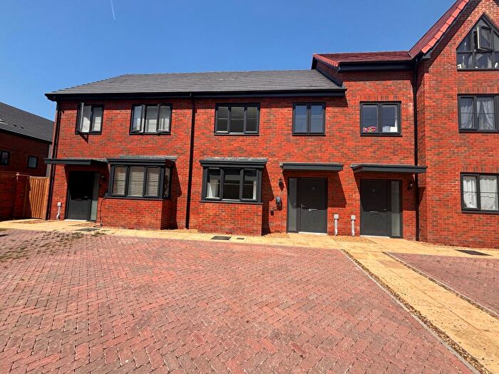 3 Bedroom Terraced House To Rent In Osborne Gardens, Aylesbury, HP21