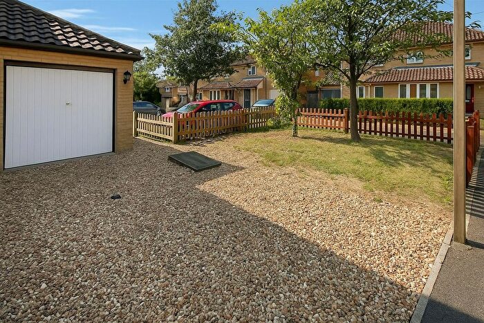 2 Bedroom Semi-Detached House For Sale In Farnham Court, Great Holm, MK8