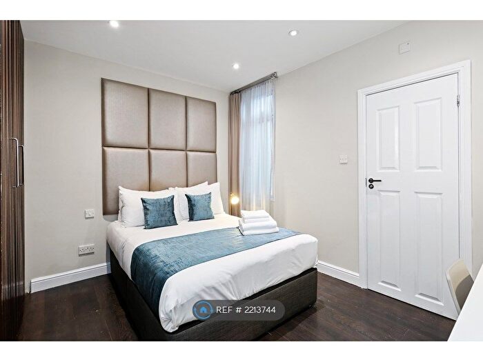 Studio To Rent In Finchley Road, London, NW3