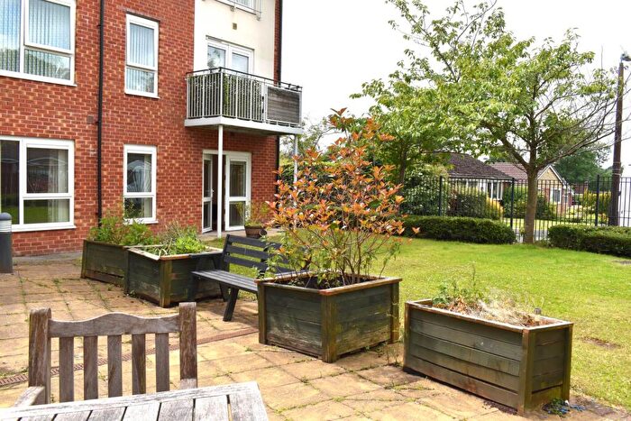 2 Bedroom Apartment For Sale In Hough Fold Way, Harwood, BL2