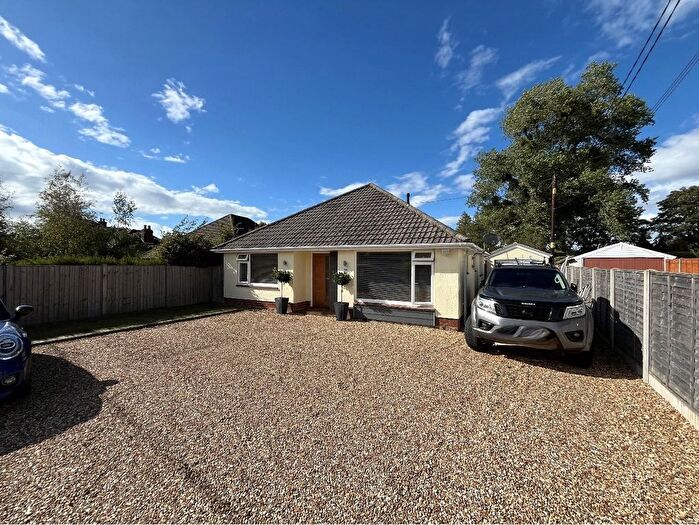 3 Bedroom Bungalow For Sale In Meadow Road, Ringwood, Hampshire, BH24