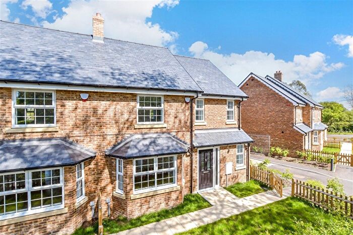 4 Bedroom Semi-Detached House For Sale In Claygate, Marden, Tonbridge, Kent, TN12