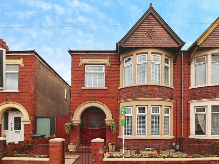 3 Bedroom Semi-Detached House For Sale In Lansdowne Road, Cardiff, CF5