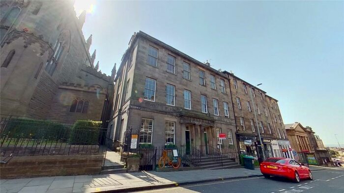 5 Bedroom Flat To Rent In Broughton Street, Edinburgh, EH1