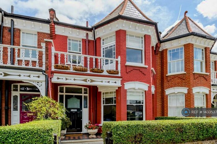 4 Bedroom Terraced House To Rent In Hamilton Road, London, NW10