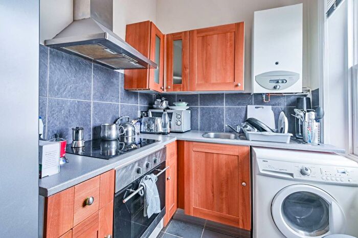 Studio To Rent In King Henry's Road, Primrose Hill, London, NW3