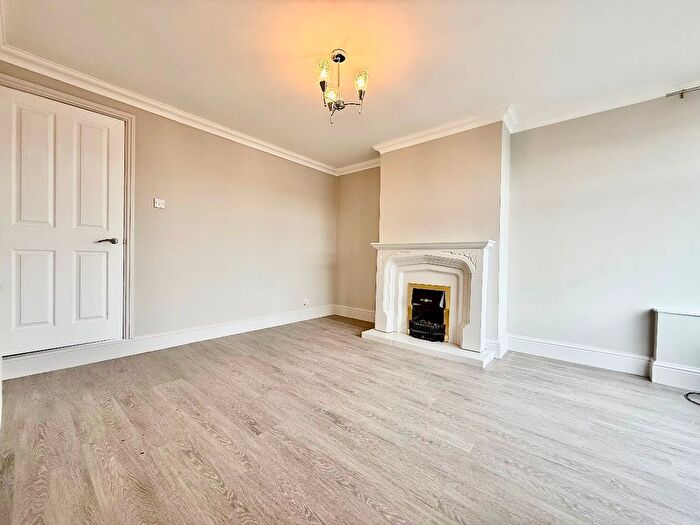 3 Bedroom Terraced House To Rent In Middlewood Road, Hillsborough, Sheffield, S6