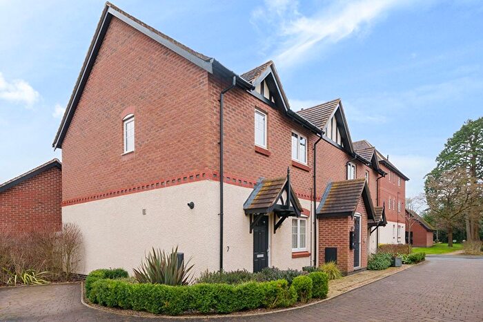 1 Bedroom Flat For Sale In Meer Stones Road, Balsall Common, Coventry, CV7