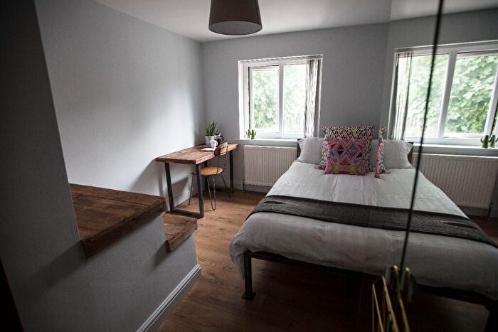 8 Bedroom Semi-Detached House To Rent In Amherst Road, Manchester, Greater Manchester, M14