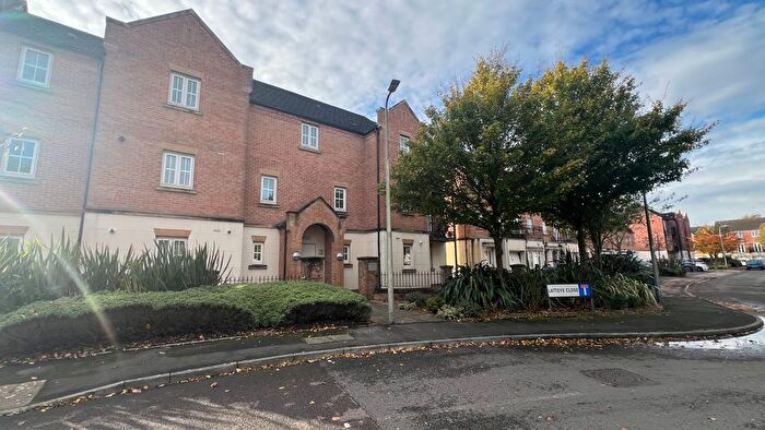 1 Bedroom Flat For Sale In Latteys Close, Heath, Cardiff, CF14