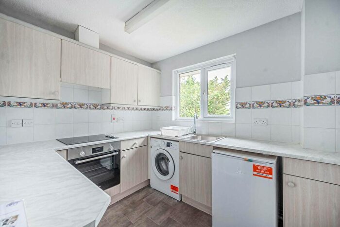 2 Bedroom Flat For Sale In Granville Place, Pinner, HA5