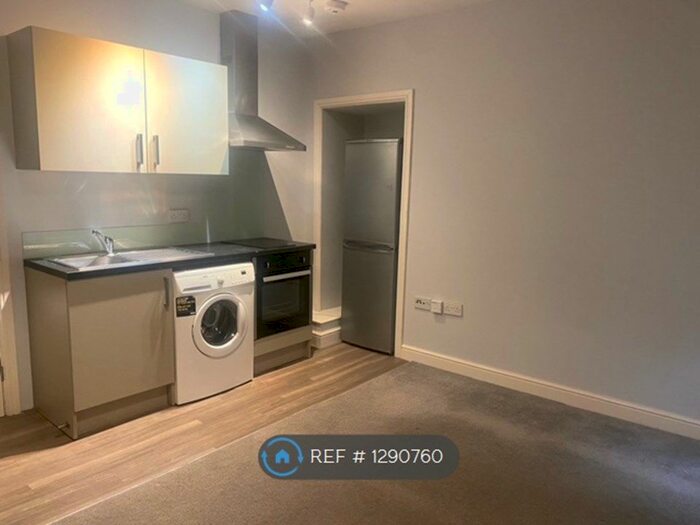 Studio To Rent In Southmill Road, Bishop's Stortford, CM23